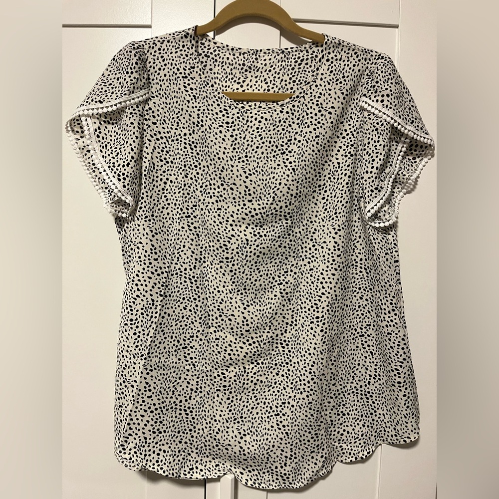 Women's Black and White Polka Dot Top